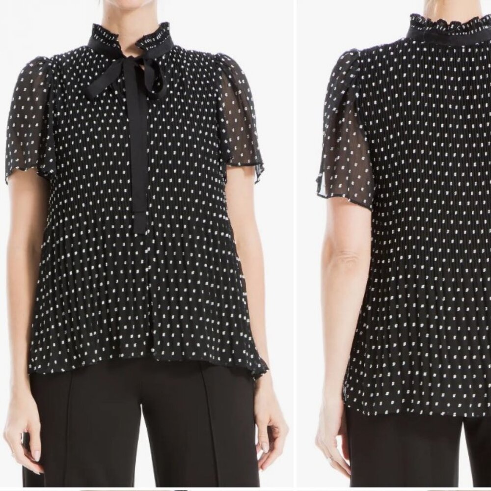 NWT Max Studio Short Sleeve Pleated Clip Dot Top – Size Large